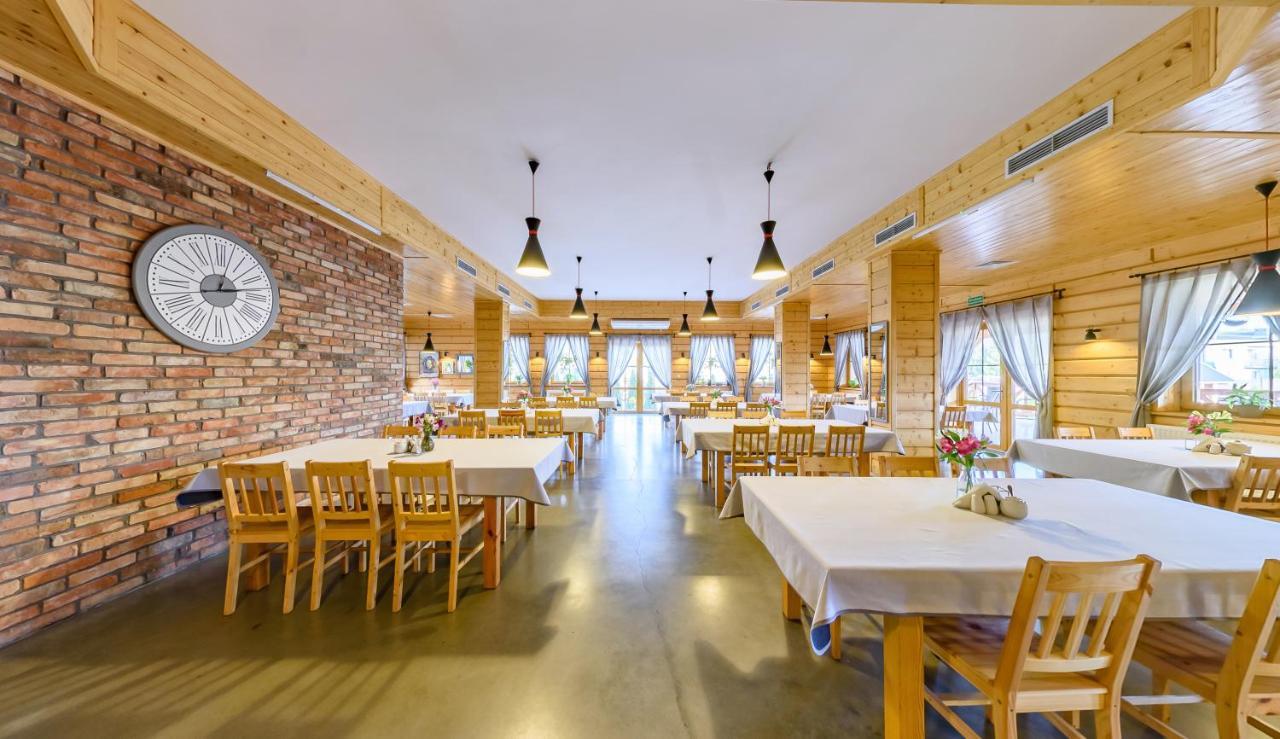 Hotel Czerwone Korale Cielimowo Bagian luar foto