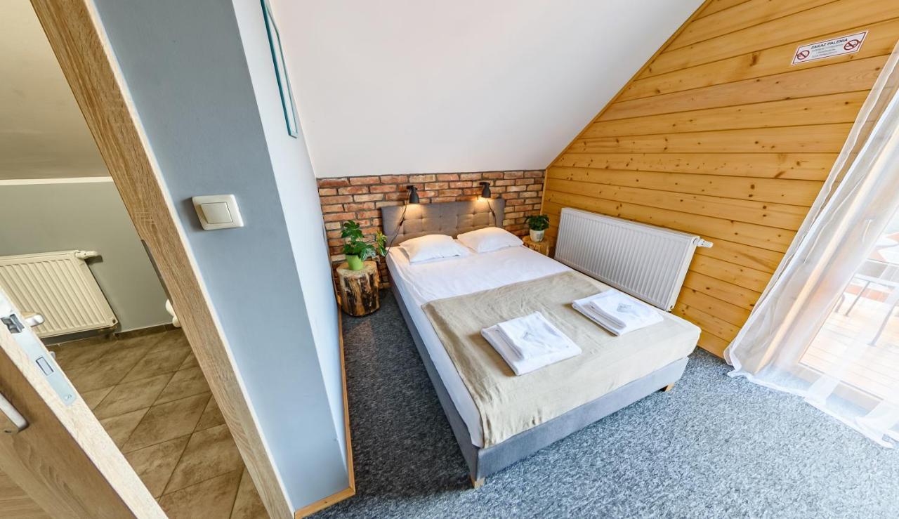 Hotel Czerwone Korale Cielimowo Bagian luar foto